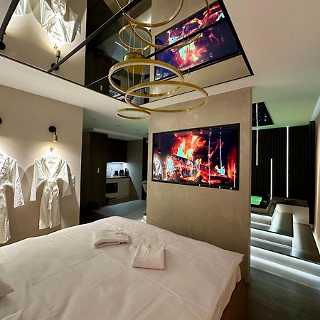 Masarska 8 Vip Apartamenty Jacuzzi Cracóvia Exterior foto