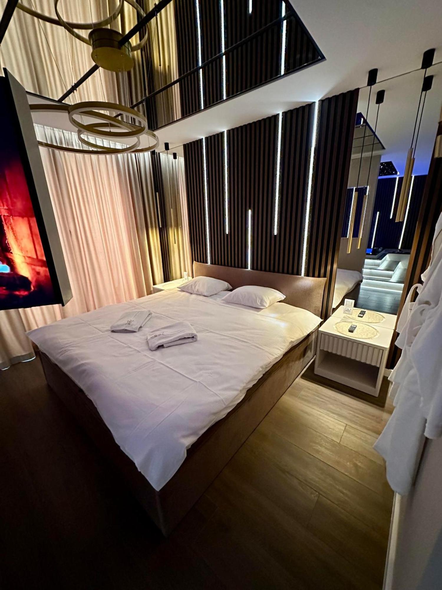 Masarska 8 Vip Apartamenty Jacuzzi Cracóvia Exterior foto