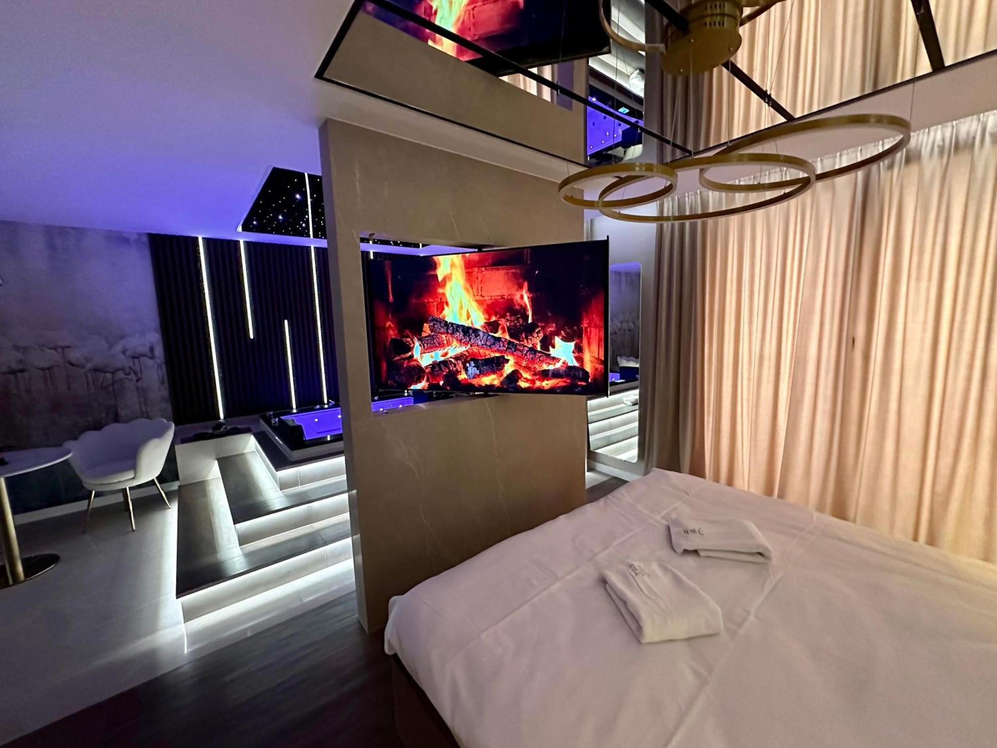 Masarska 8 Vip Apartamenty Jacuzzi Cracóvia Exterior foto